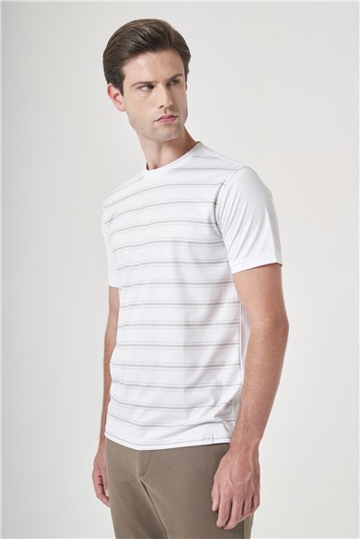 Beyaz-Vizon Bisiklet Yaka Kısa Kol Cepsiz Slim Fit Pamuklu Tişört 1011260160