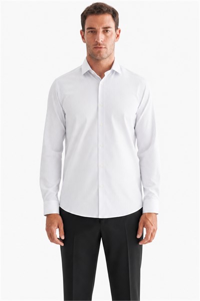 Beyaz Yarım İtalyan Yaka Uzun Kol Cepsiz Slim Fit Cls Gömlek 1004255174