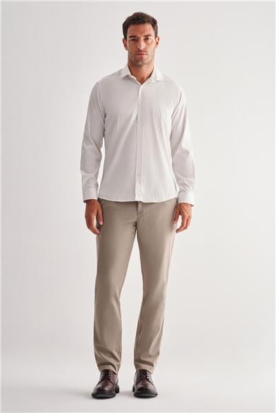 Beyaz Yarım İtalyan Yaka Uzun Kol Cepsiz Slim Fit Cls Gömlek 1004255174