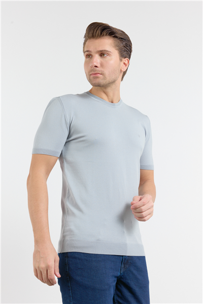 Gri Kısa Kol Bisiklet Yaka Cepsiz  Slim Fit  Tişört 1011250179