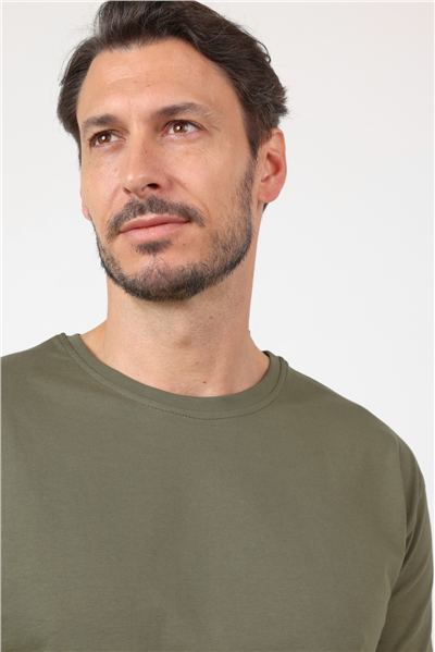Haki Bisiklet Yaka Kısa Kol Cepsiz Slim Fit Pamuklu Tişört 1011260166