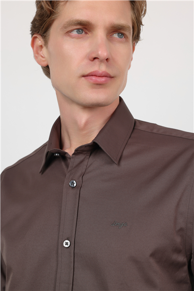 Kahverengi Sert Yaka Uzun Kol Cepsiz Slim Fit Pamuklu Gömlek 1004260213