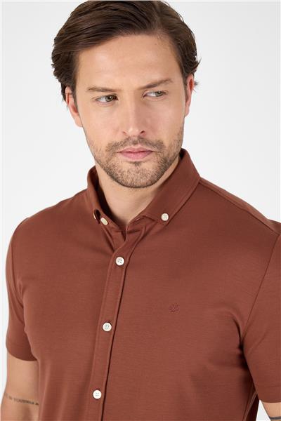 Kırmızı Kısa Kol Düğmeli Yaka Cepsiz Performans Ürün Slim Fit  Gömlek 1004250256