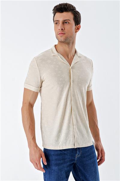 Bej Kısa Kollu Desenli Jakarlı Apaş Yaka Cepsiz Casual Slim Fit Dar Kesim Gömlek 1004230150
