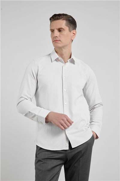 Bej Dokulu Sert Yaka Uzun Kol Cepsiz Slim Fit Pamuklu Gömlek 1004255283