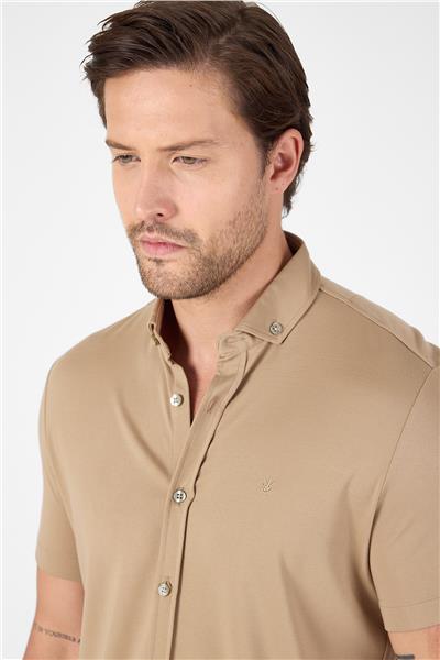 Bej Kısa Kol Düğmeli Yaka Cepsiz Performans Ürün Slim Fit  Gömlek 1004250256