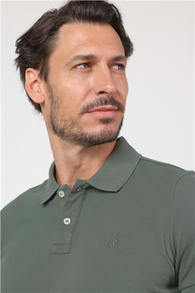 Koyu Haki Polo Yaka Kısa Kol Cepsiz Slim Fit Pamuklu Tişört 1011260154