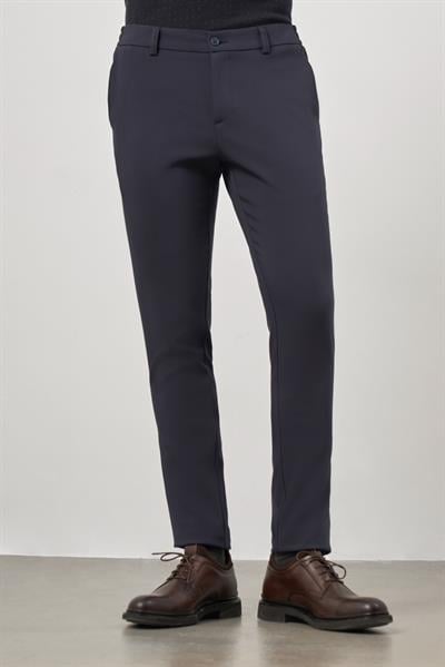 Koyu Lacivert Pamuklu Lastikli Yandan Cepli Casual Slim Fit Jogger Pantolon 1003245101