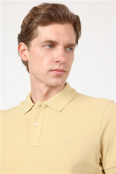 Koyu Sarı Polo Yaka Kısa Kol Cepsiz Slim Fit Pamuklu Tişört 1011260154