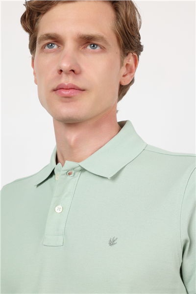 Koyu Yeşil Polo Yaka Kısa Kol Cepsiz Slim Fit Pamuklu Tişört 1011260154