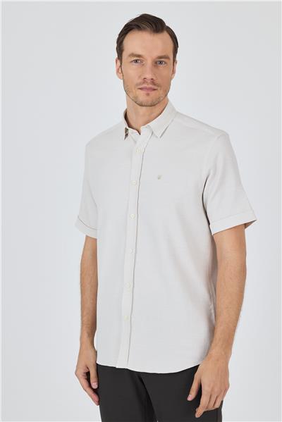Krem Rengi Biritli Yaka Düz Casual Pamuklu Comfort Fit Gömlek 1004250221