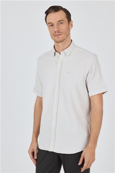 Krem Rengi Biritli Yaka Düz Casual Pamuklu Comfort Fit Gömlek 1004250221