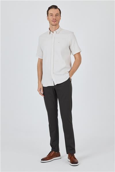 Krem Rengi Biritli Yaka Düz Casual Pamuklu Comfort Fit Gömlek 1004250221