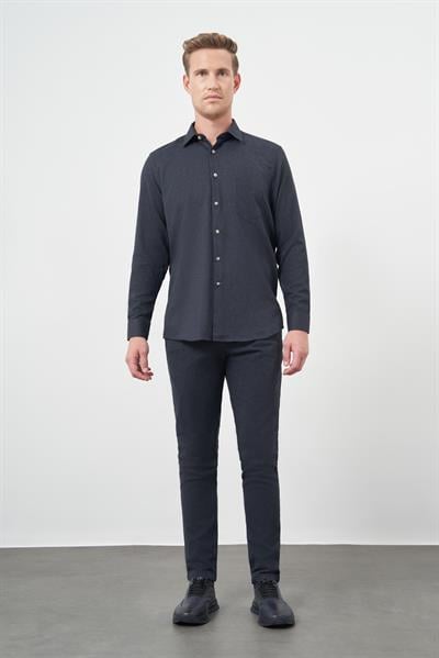 Lacivert Uzun Kol Düz Gabardin Sert Yaka Cepli Pamuklu Classic Comfort Fit Gömlek 1004245168