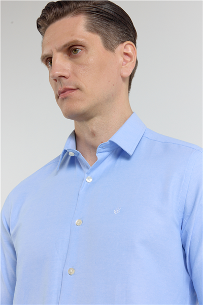Mavi Sert Yaka Uzun Kol Cepsiz Slim Fit Pamuklu Gömlek 1004255284