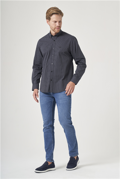 Siyah-Beyaz Düğmeli Yaka Uzun Kol Cepli Comfort Fit %100 Pamuk Gömlek 1004260212
