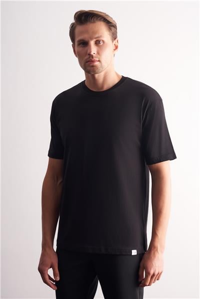 Siyah Bisiklet Yaka Kısa Kol Slim Fit Pamuklu Basic Tişört 1011255106
