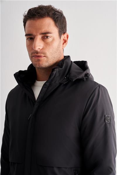 Siyah Dik Yaka Çıkma Kapşonlu Slim Fit Casual Mont 1007255133