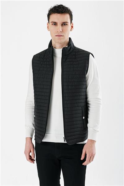 Siyah Dik Yaka Kapitone Klasik Slim Fit Yelek 1009235151