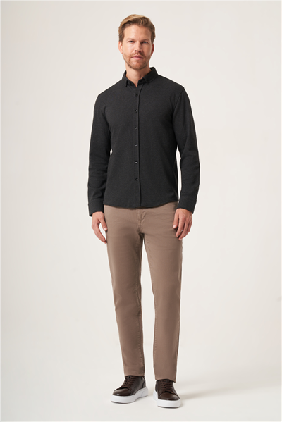 Siyah Düğmeli Yaka Dokulu Örme Slim Fit Esnek Gömlek 1004265171