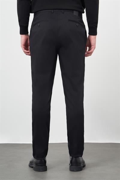 Siyah Pamuklu Yandan Cepli Casual Comfort Fit Chino Pantolon 1003245164