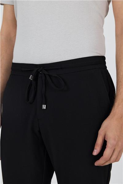 Siyah Esnek Lastikli Yandan Cepli Casual Comfort Fit Jogger Pantolon 1003250210