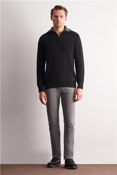 Siyah Fermuarlı Yarım Balıkçı Uzun Kol Cepsiz Comfort Fit Casual Pamuklu Triko Kazak 1012255204