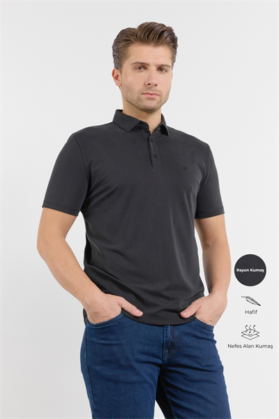 Siyah İtalyan Yaka Kısa Kol Cepsiz Slim Fit Pamuklu Tişört 1011260180