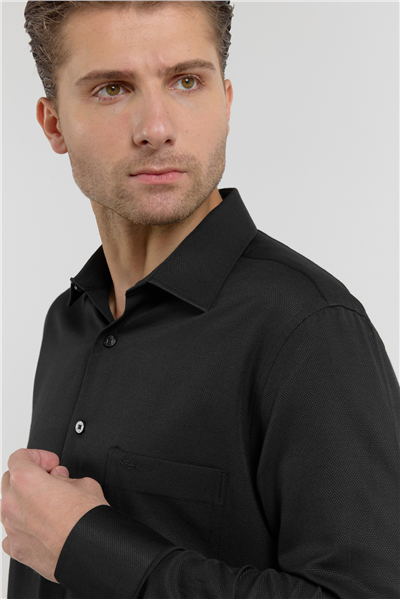Siyah Kendinden Desenli Sert Yaka Uzun Kol Cepli Comfort Fit Pamuklu Gömlek 1004255206