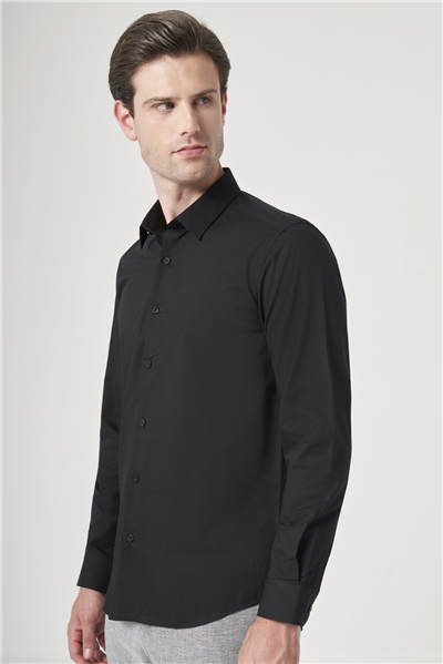 Siyah Sert Yaka Uzun Kol Cepsiz Slim Fit Pamuklu Gömlek 1004260181