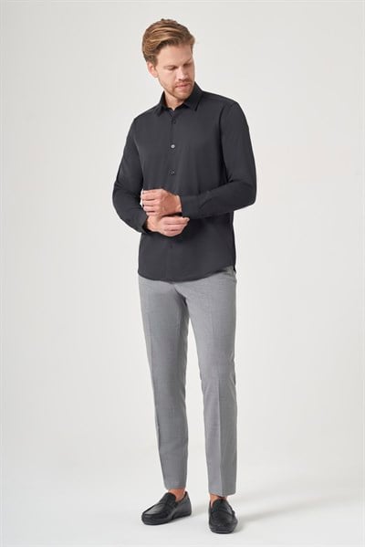 Siyah Sert Yaka Uzun Kol Cepsiz Slim Fit Esnek Su İtici Gömlek 1004260234