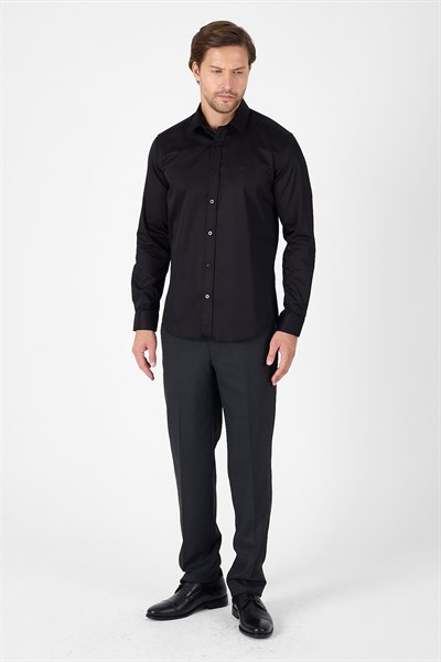Siyah Sert Yaka Uzun Kol Cepsiz Slim Fit %100 Pamuk Gömlek 1004260324