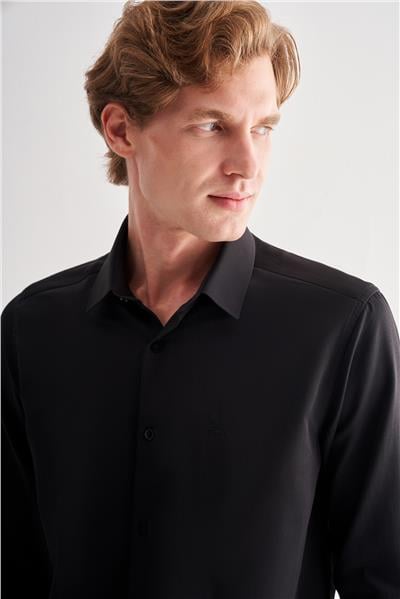 Siyah Sert Yaka Uzun Kol Slim Fit Pamuklu Gömlek 1004255175