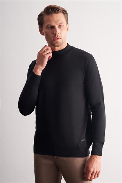 Siyah Yarım Balıkçı Yaka Cepsiz Comfort Fit Classic Yünlü Triko Kazak 1012255001