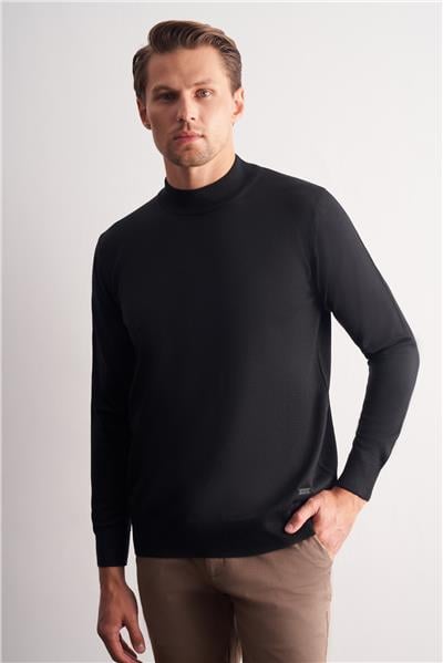 Siyah Yarım Balıkçı Yaka Cepsiz Comfort Fit Classic Yünlü Triko Kazak 1012255001