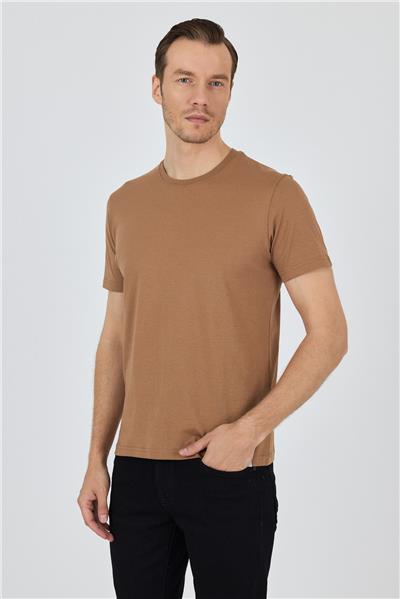 Sütlü Kahverengi Kısa Kol Bisiklet Yaka Cepsiz Pamuk Casual Slim Fit Tişört 1011250158