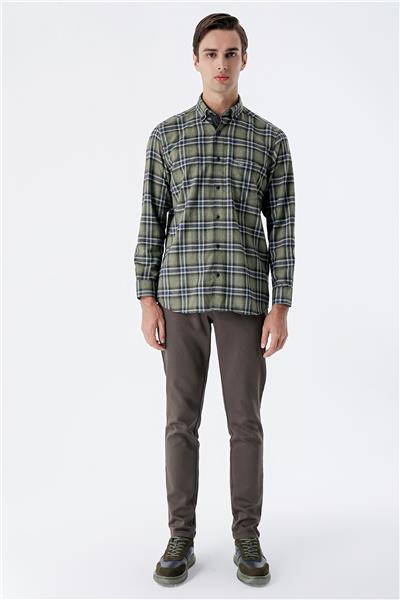 Koyu Haki Uzun Kollu Ekoseli Gabardin Sert Yaka Cepli Garnili Casual Comfort Fit Gömlek 1004235109