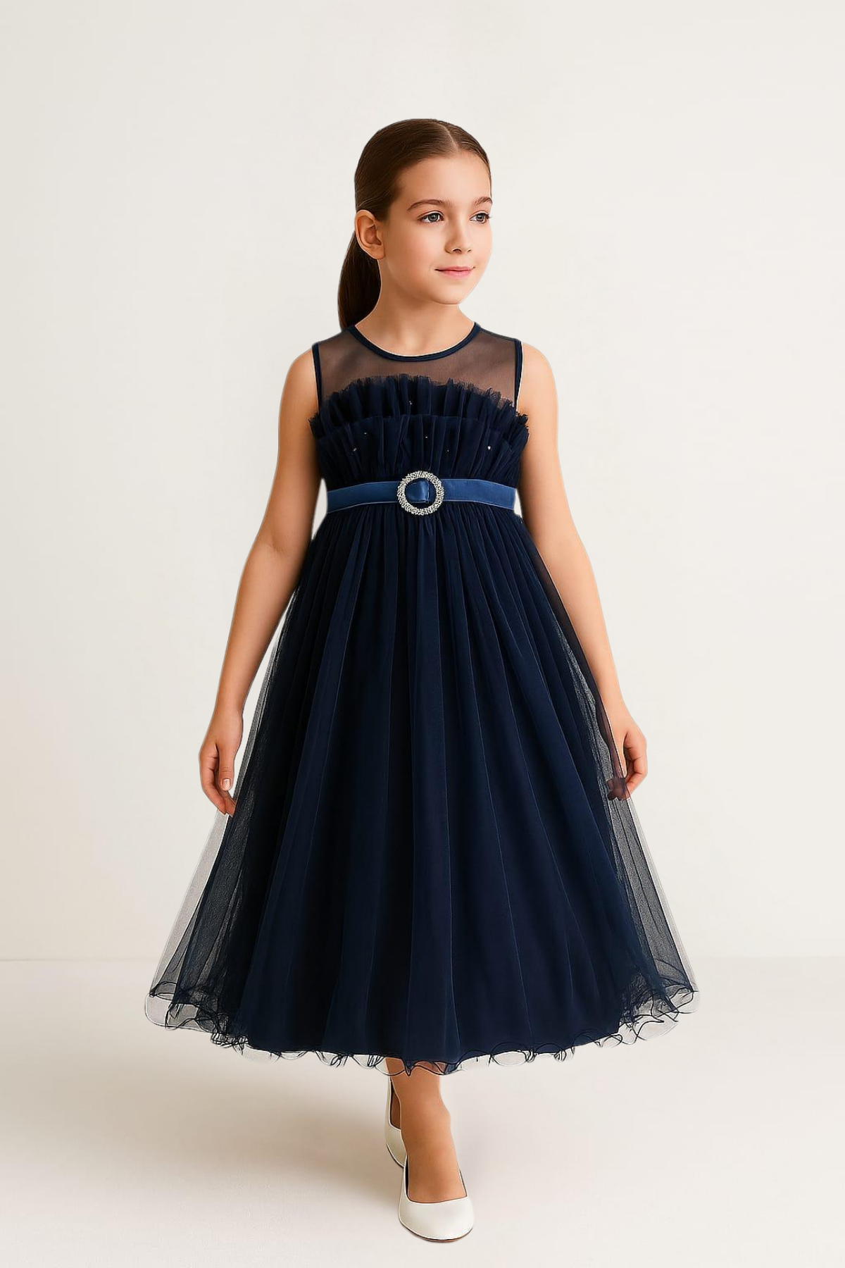 KEMER DETAYLI ELBİSE