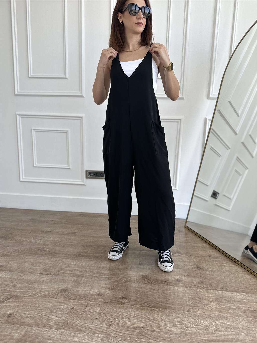 Siyah Askılı Bahçıvan Tulum