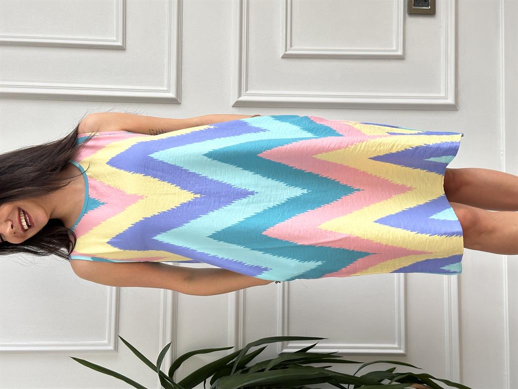 Zigzag Desenli Çan Elbise