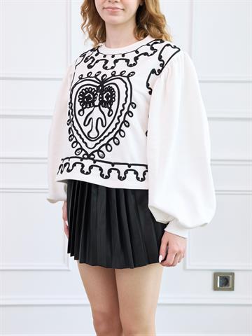 Ekru Nakış Detaylı Sweatshirt