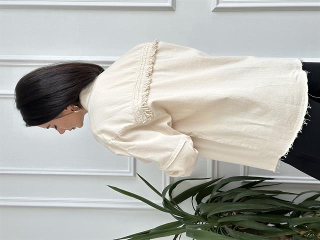 Ekru Püskül Detaylı Gabardin Ceket