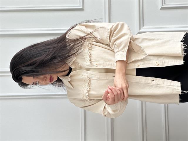 Ekru Püskül Detaylı Gabardin Ceket