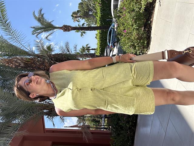 Fıstık Yeşili Yakasız Yelek Şort Takım