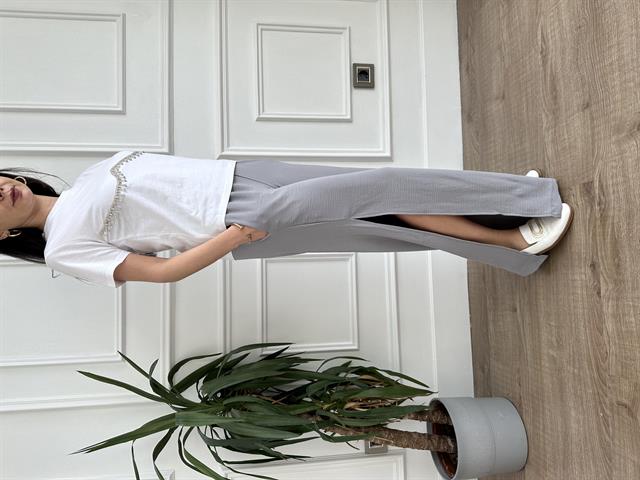 Gri Yırtmaçlı Geniş Paça Pantolon