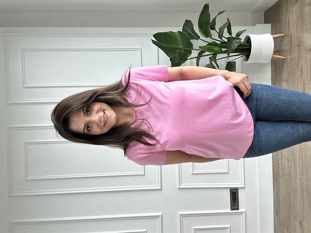 Pembe Likralı Bisiklet Yaka Basic Örme Tişört