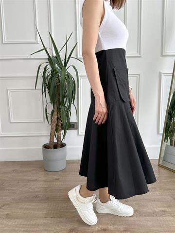 Siyah Beyaz Cepli Elbise