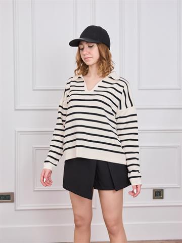 Siyah Çizgili Polo Yaka Kazak