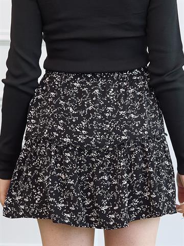 Siyah Desenli Şort Etek