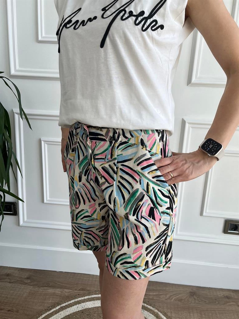Desenli Gabardin Şort